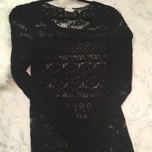 Beautiful lace long sleeve top!